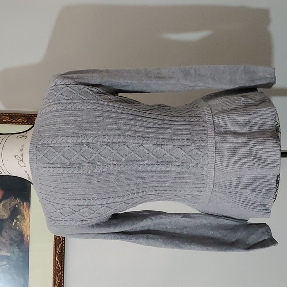 Talbots,  gray peplum sweater - Picture 5 of 7